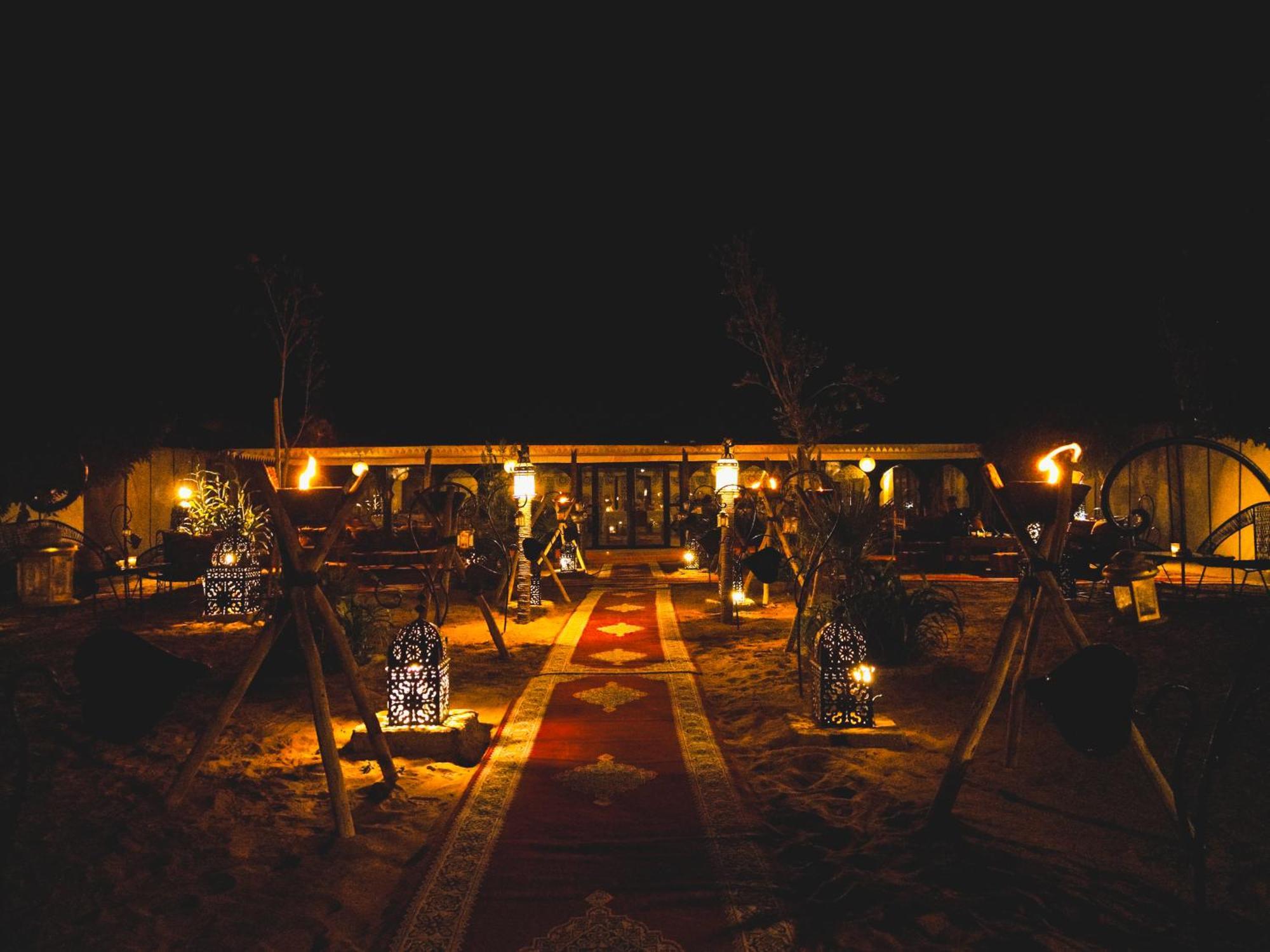 Sanmao Royal Camp 皇家营地 Hotel Merzouga Eksteriør billede